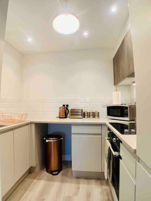 Lovely Central Bournemouth Flat 10 Minute To Beach Apartment Ngoại thất bức ảnh